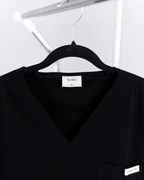 THE EVERYDAY SCRUB SET – ONYX BLACK