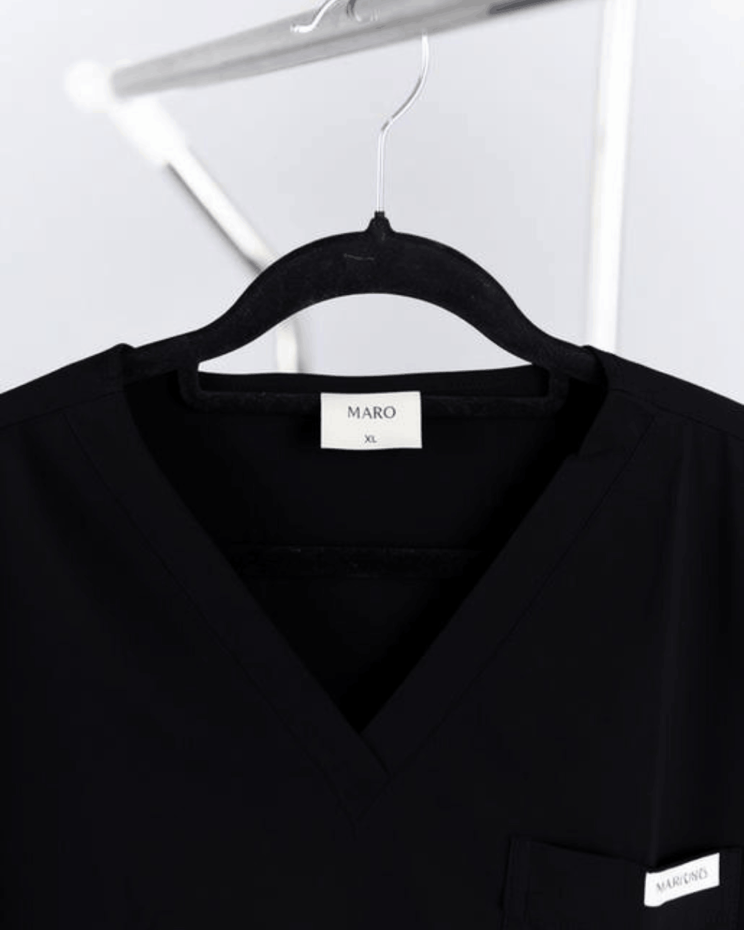 THE EVERYDAY SCRUB SET – ONYX BLACK