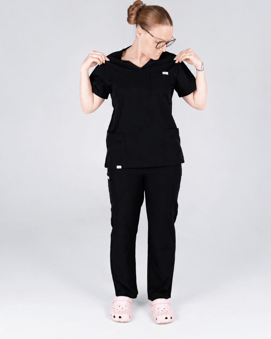 THE EVERYDAY SCRUB SET – ONYX BLACK