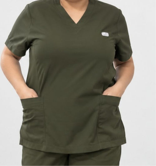 THE EVERYDAY SCRUB SET - OLIVE